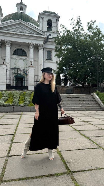 Літня сукня-футболка з розрізами, колір чорний 2664 фото